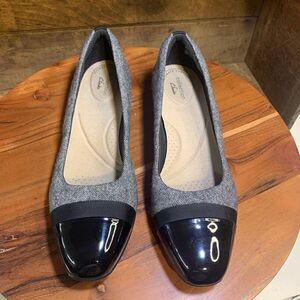 Clarks womens flats. Inv 5499a